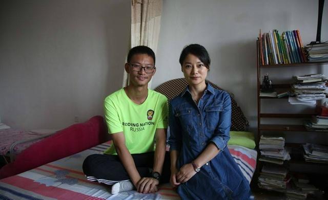 新澳开奖结果历史查询和高考结束集体找妈妈与高考后和老妈准备回家